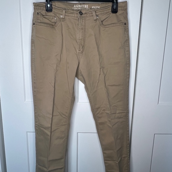 Signature by Levi Athletic Tan Straight Leg Pants Men's Size 36 x 30 - Picture 1 of 7